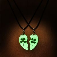 Fashion Clover Luminous Couple Necklaces 2 Pcs Heart Shape Pendant Jewelry Gift