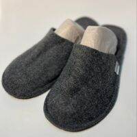 รองเท้า Slipper ปิดหน้าเท้า ของสายการบินFINNAIR