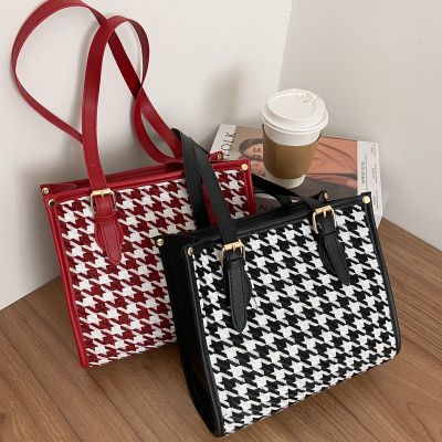 [COD] 2021 new shoulder bag womens large capacity simple fashion plaid Korean style foreign