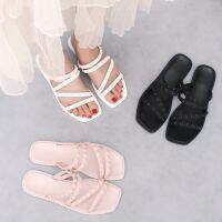 ■  V rivet sandals womens beach square head European and foreign trade station flat slippers