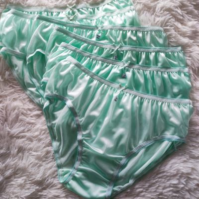กางเกงในบิกินี่ ผ้าวาโก้ นุ่มลื่น สีเขียวอ่อน กางเกงในผู้หญิง กางเกงไนล่อนเกรดพรีเมี่ยม  แพ็ค 6 ตัว&nbsp;ไซส์ XL  Bikini Woman Underwear Nylon  สะโพก 38-44