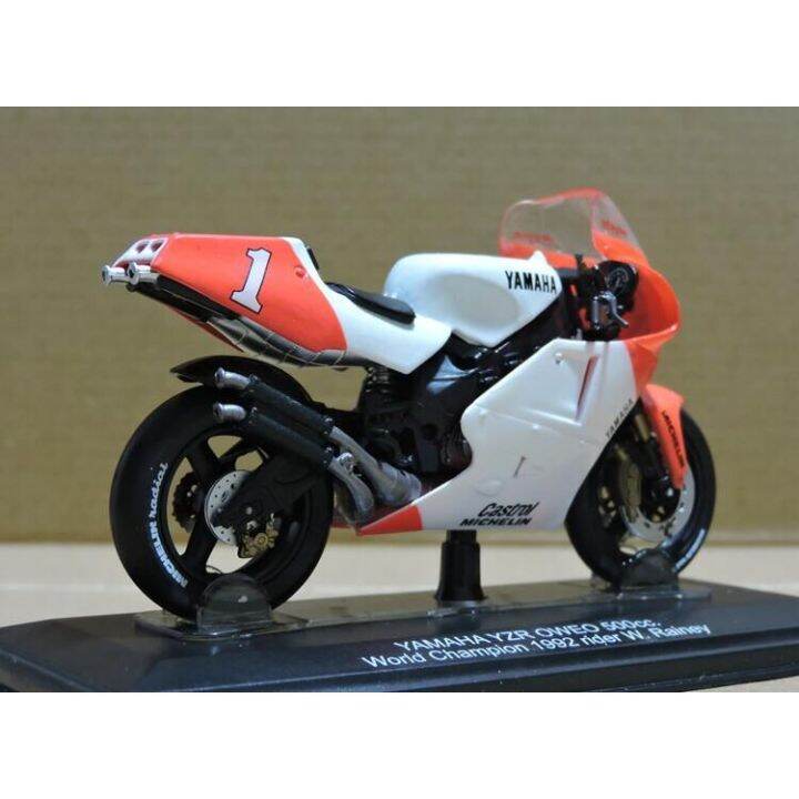 1-22-italeri-yamaha-yzr-500cc-โมเดลมอเตอร์ไซค์-รุ่น-diecast