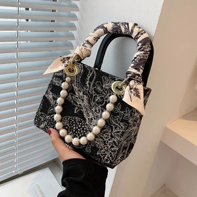 Branded Tote Bag Woven Crossbody Bag for Women 2021 Simple Totes Shoulder Bag Lady Luxury Brand Designer Handbags and Purses