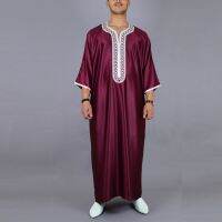 เสื้อคลุมมุสลิม Islam Kameez Thobe เสื้อผ้าผู้ชายเสื้อคลุมอาหรับอินเดียคอกลมแขนกลางกาลาเบีย Musulamne Boubou Man Qamis