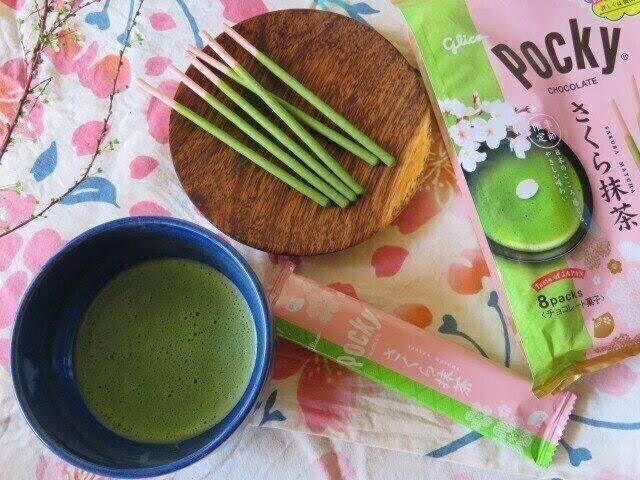 pocky-sakura-matcha-ป้อกกี้ญี่ปุ่นรสมัจฉะซากุระ-มี-8-ซองย่อย