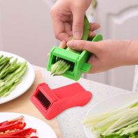 Sharp Bean Slicer Cutter Green Bean Peeler Grater Fruit Vegetable Stringer Peeler Bean Remover Universal Home Kitchen Gadgets