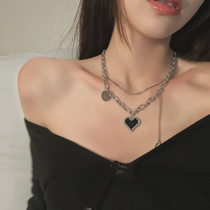 colorless-hip-hop-pendant-titanium-steel-collar-chain-pendant-pixel-art-pendant-jewelry-hip-hop-necklace-for-women-small-design-sense-necklace-for-females