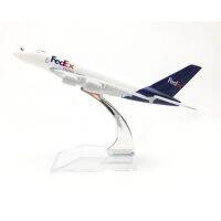 โมเดลเครื่องบิน Fedex Airbus 380 (16 cm)  ทำด้วยเหล็อัลลอย มีขาตั้งโ ชว์ให้ - ของขวัญจับฉลากปีใหม่ ของขวัญ เสริมฮวงจุ้ย