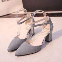 [พร้อมส่ง] รองเท้าส้นสูงและแหลมรองเท้าปาร์ตี้ รุ่นTP32