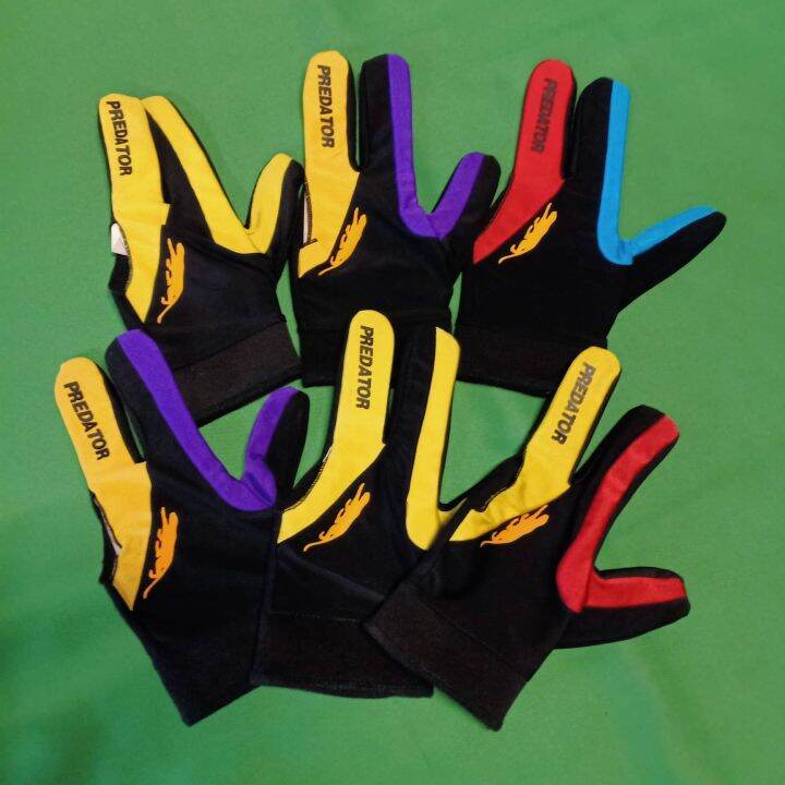 PREDATOR GLOVES HIGH END VELCRO/BILLIARDS GLOVES FOR LEFT HAND/GAMIT SA