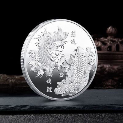 เหรียญสะสมปลา Koi เหรียญสะสมของจีนมาสคอตนำโชคเงินนำโชคดีของที่ระลึกที่ระลึกเหรียญทอง