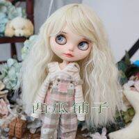 [COD]Blythe ตุ๊กตาวิกผมโกลเด้นบะหมี่กึ่งสำเร็จรูปม้วนผ้าไหมอุณหภูมิสูงผมยาว9-10นิ้วปลอม