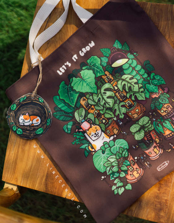 let-it-grow-canvas-tote-bag-กระเป๋าผ้าแคนวาสลายหมู่บ้านต้นไม้และแมวผู้ดูแลเมือง