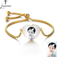 《Suellen jewels》สร้อยข้อมือสแตนเลสรูปหัวใจสำหรับผู้หญิง,สร้อยข้อมือสลักชื่อภาพเด็กทารกได้ตามต้องการ