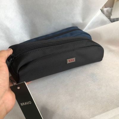 America のTUMIの New product /Tumi ballistic nylon material pencil case for business trip travel large power pack pencil case makeup summary bag