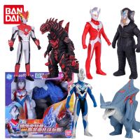 ของเล่น Action FIGURE Anime ชุดซูเปอร์แตกหักสำหรับเป็นของขวัญเด็กชายเด็กหญิงเด็ก Bandai เป็นศูนย์ทริกเกอร์ Ultraman ดั้งเดิม