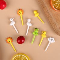 8pcs Animal Fruit Fork Set Cartoon Mini Kids Snack Cake Dessert Food Stick Toothpick Decoration Pick Cake Bento Tableware Child