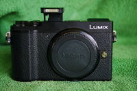 Panasonic Lumix GX9, 5 แกน Dual I.S. ในตัวกล้อง และยังเป็นกล้องที่ออกแบบมาให้มีขนาดที่กะทัดรัด พกพาสะดวก แต่เพียบพร้อมด้วยระบบการทำงานที่นักถ่ายภาพระดับจริงจังต้องการ และยังมาพร้อมฟีเจอร์ใหม่ๆ อีกหลายอย่าง