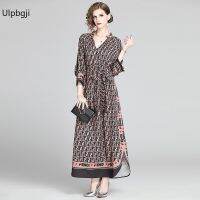 European and American Fashion All-Match Loose Positioning Printed Dress (with Belt)