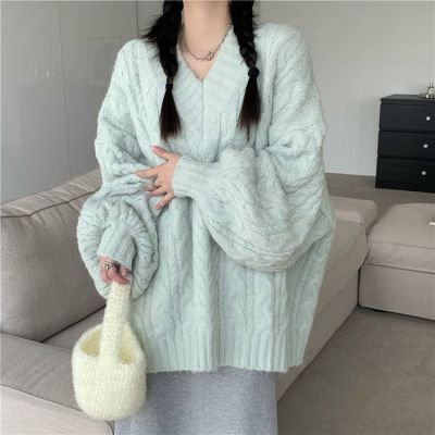 [COD] V-neck thick twist sweater womens autumn and winter loose outerwear lazy style design niche warm top