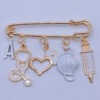 hot【DT】✜  Brand New Letters A-Z Fashion Brooch Doctor Tools Stethoscope Syringe Souvenir