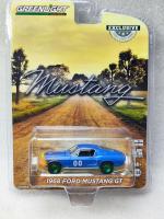 1: 64 1968 Ford Mustang GT Fastback Race Car #00 Green Model Collection Of Car Models