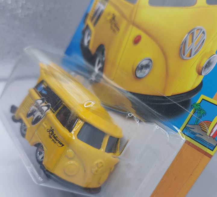 hot-wheels-kool-kombi