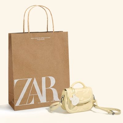 Zara3.6ไฟขนาดเล็กแบบฝรั่งเศสหญิงอาวุโสในฤดูใบไม้ผลิปี2023พื้นผิวที่หรูหราใหม่การออกแบบกระเป๋าสะพายหลังรู้สึกไหล่เอียงกระเป๋าแบบพกพากระเป๋ากระต่าย