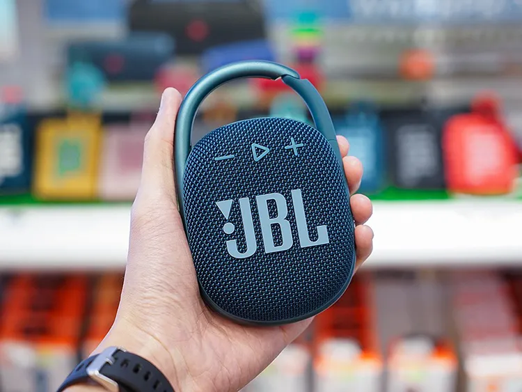 Loa Bluetooth JBL Clip 4