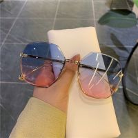 2021 New Fashion Cutting Lens Half Frame Sunglasses Vintage Women Luxury Design Hight Quality Shades Sun Glasses Latest Popular