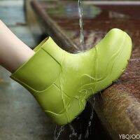 หรูหราผู้หญิงรองเท้าฝน2022ใหม่ Ruer สุภาพสตรีเดินลื่นกันน้ำข้อเท้า Rainboots รองเท้าสันทนาการหนาด้านล่างบูตสั้น