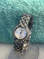 Đồng hồ nữ hiệu LIVINGSTONES DIAMOND size 26 cực đẹp thumbnail