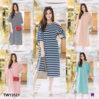 P13521	เดรสเว้าไหล่ #สาวอวบ ลายริ้ว Off-shoulder dress #chubby girl with stripes