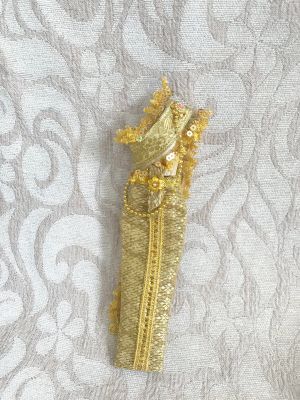 ชุดไทยสำหรับตุ๊กตาบาร์บี้ รุ่นสไบผ้าทอง ริมทองระบาย