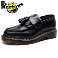 ☃ Dr.martens [พร้อมขายส่ง] รองเท้าบูทมาร์ติน หนังวัวแท้ กันลื่น ประดับพู่ ขนาดใหญ่ สไตล์อังกฤษ ไซซ์ 35-45 5RNT