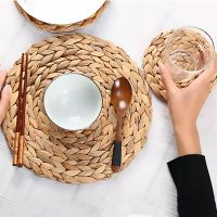 Handmade Natural Coaster Straw Rattan Round Table Mat Dining Dishes Pad Heat-Resistant Non-Slip Placemat Kitchen Natural Coaster