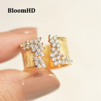 BloomHD 2023แหวนแฟชั่นใหม่สำหรับผู้หญิงแหวนสีทองกว้างกับหิน Cz แหวนใส่นิ้วผู้หญิงที่หรูหราเครื่องประดับปาร์ตี้