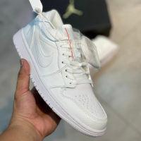 [Original] รองเท้าบาสเก็ตบอล J 1 Triple White Low Fashion รองเท้าบาสเก็ตบอลที่สะดวกสบายทุกการแข่งขัน