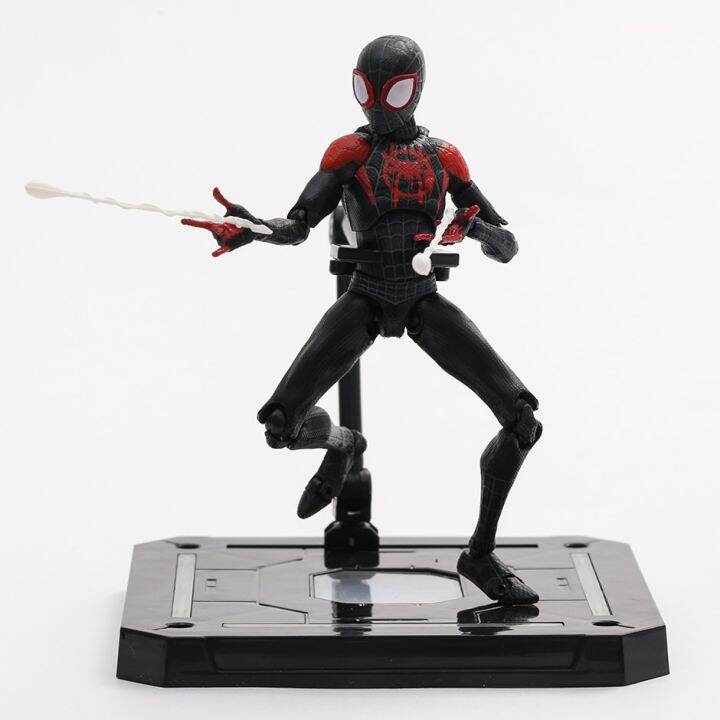 spider-man-into-the-spider-verse-sentinel-sv-miles-morales-action-figure