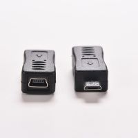 【Big-Sales】 CarbonCOPY USB ชายที่จะหัวมินิ USB ตัวเมียหัวแปลงเชื่อมต่ออะแดปเตอร์สำหรับ MP3โทรศัพท์มือถือ