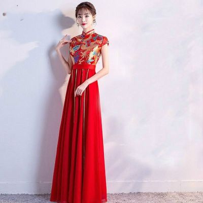 ชุด Cheongsam เจ้าสาวสีแดงแต่งงานชุดย้อนยุคกี่เพ้าผู้หญิงจีนชุดแต่งงาน Qipao Robe