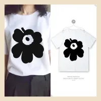 ? (พิมพ์พรีเมี่ยม)【New】 芬蘭．marimekko  經典圖案罌粟花同款 / 訂製款 / 短袖上衣 T-shirt 純棉短袖 เสื้อยืดคุณภาพดี