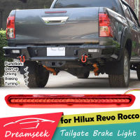 LED Tailgate LED สำหรับ Toyota Hilux Revo Rocco 2015 2016 2017 2018 2019 2020 2021 2022 2023 ด้านหลังหลอดไฟแบบไดนามิกไฟเลี้ยวเลนส์สีแดง