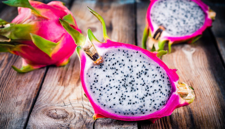 แก้วมังกร-แก้วมังกรเนื้อขาว-dragon-fruit-ราคา-1-ลูก