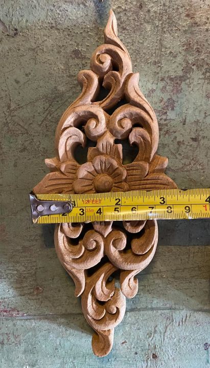 ฝีมือคนไทย-งานไม้สักแกะสลัก-ลายไทย-ขนาดต่อชิ้น-8x3-นิ้ว-หนา-1-5-ซม-ราคาต่อชิ้น-ไม้สักแกะสลัก-ลายไทย-ไม้สักฉลุ-ไม่ทำสี-wooden-carved-teak-wall-art