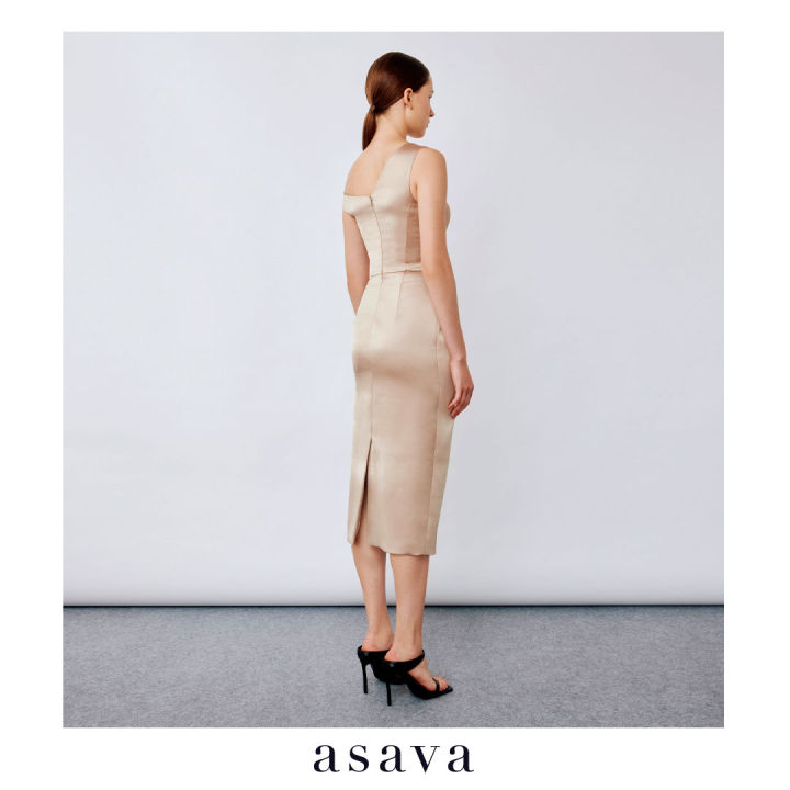 asava-aw22-violetta-slant-neck-dress-เดรส-อาซาว่า-คอปาดไหล่เบี่ยง-แขนกุด