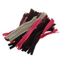 50 ASSORTED DRESS UPHOLSTERY CRAFT NYLON METAL CLOSED OPEN ENDED ZIPS