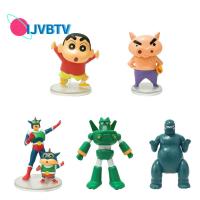 IJVBTV Kado Ulang Tahun Kids Toys ตุ๊กตาเครื่องตกแต่งของเล่นโมเดลตกแต่งภาพอนิเมะคาเมนรูปแอคชั่นฟิกเกอร์ดินสอสีชินจัง