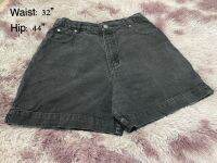 High-waist denim short