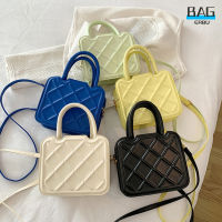 ผู้หญิง Messenger กระเป๋า Pu หนังอินเทรนด์ซิปกระเป๋าถือสีทึบสแควร์ Crossbody Bag